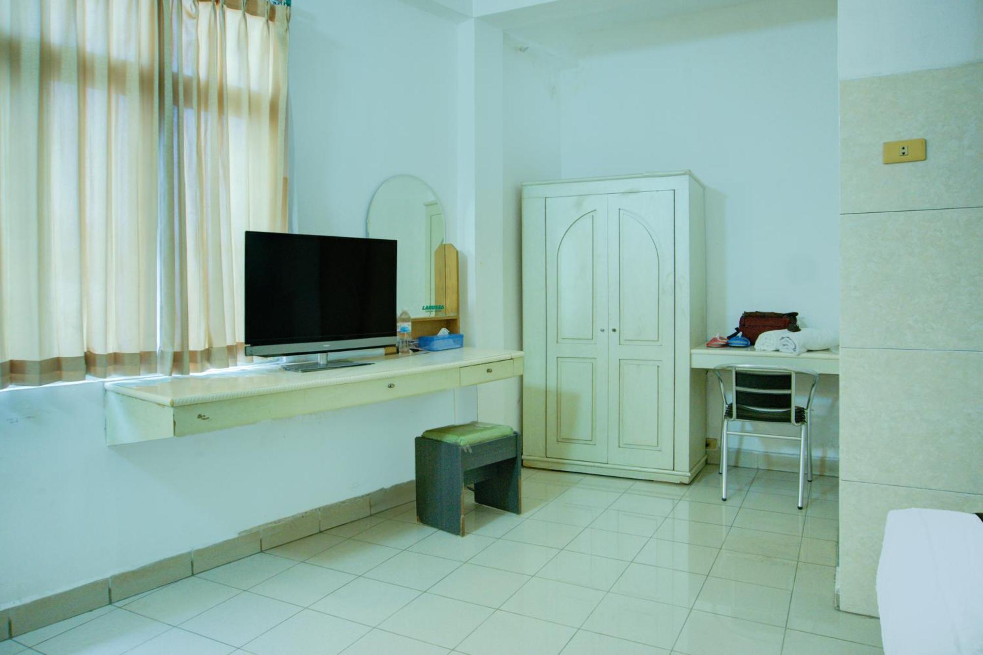 Townhouse Oak Palembang Near Jembatan Ampera Formerly Azzura Hotel Kültér fotó