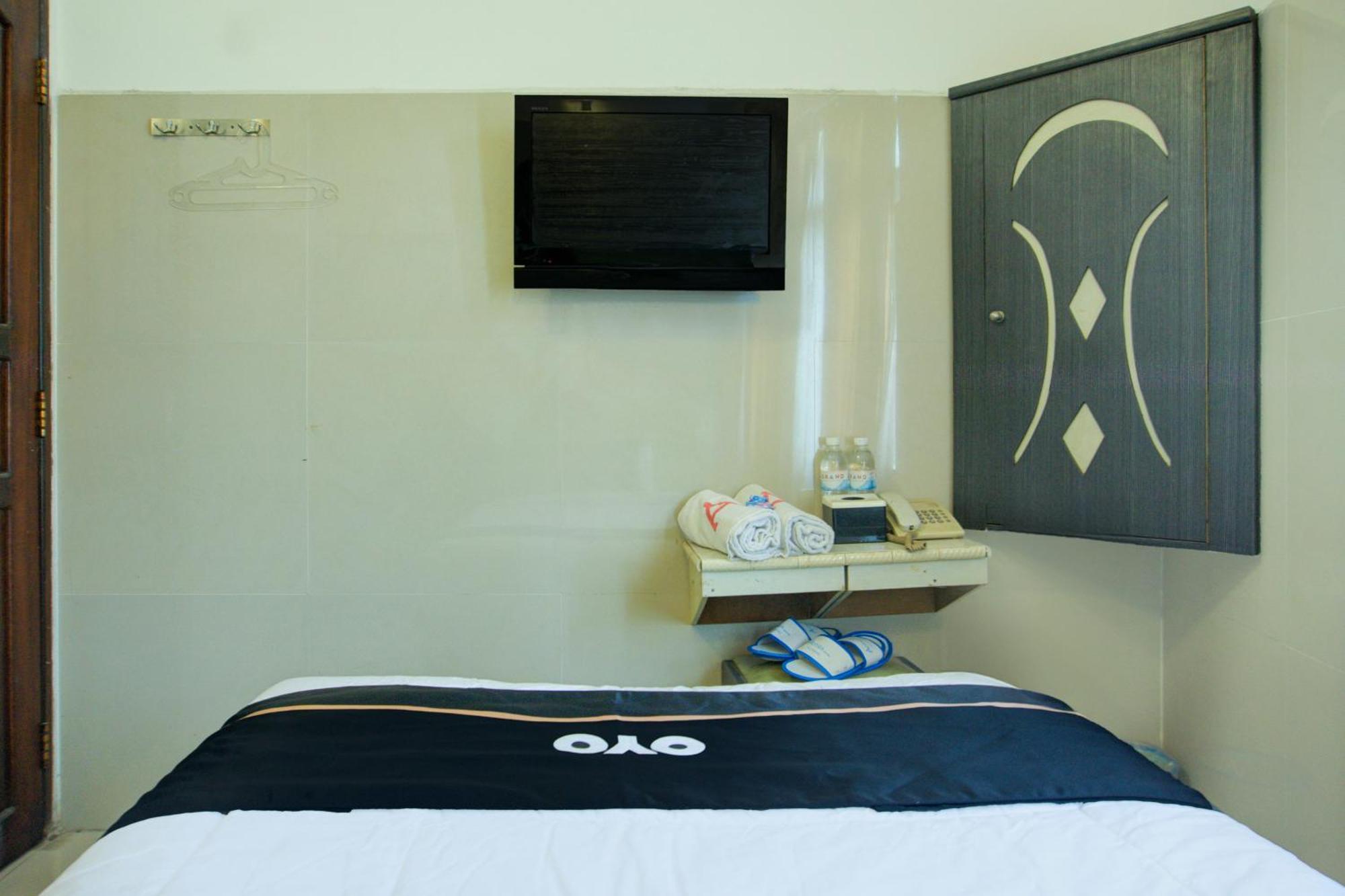 Townhouse Oak Palembang Near Jembatan Ampera Formerly Azzura Hotel Kültér fotó